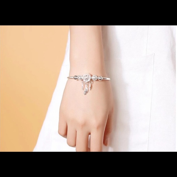 Dream-Catcher Feather Charm Bracelet - Picture 5 of 6